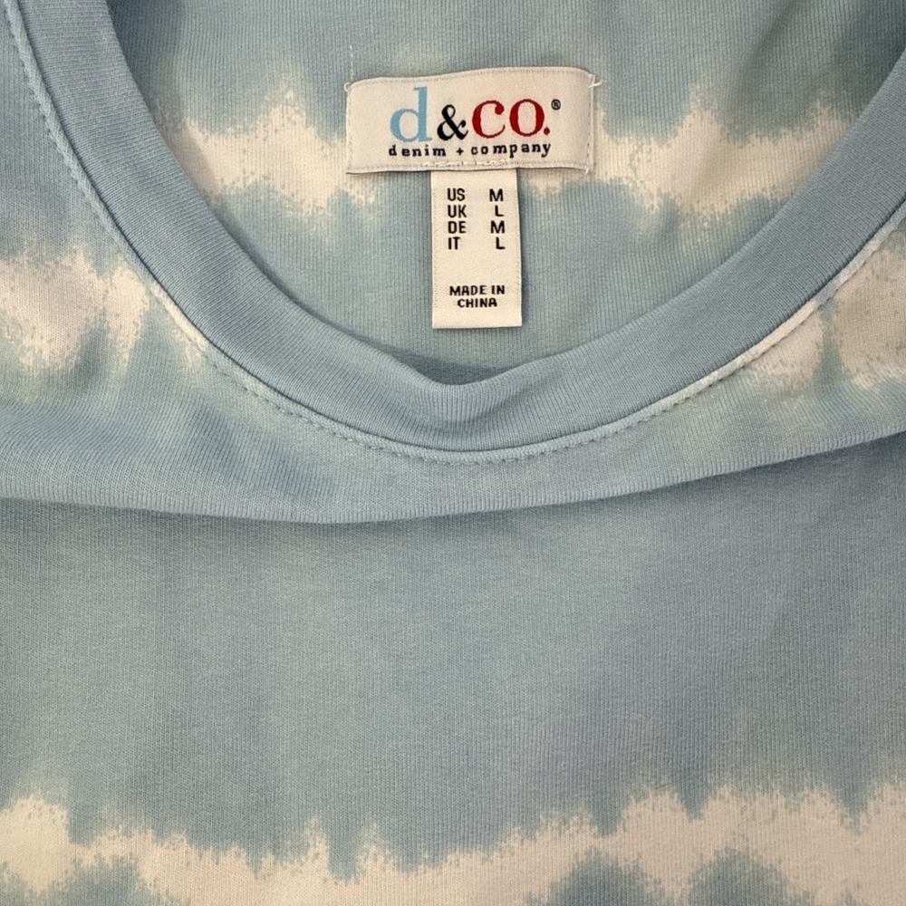 D & Co. Shirt Women's Tie Dye Striped Pullover Long Sleeve Blue And White Medium - Picture 3 of 5